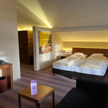 Hotel Gasthof Kroenele 루스테나우 외부 사진