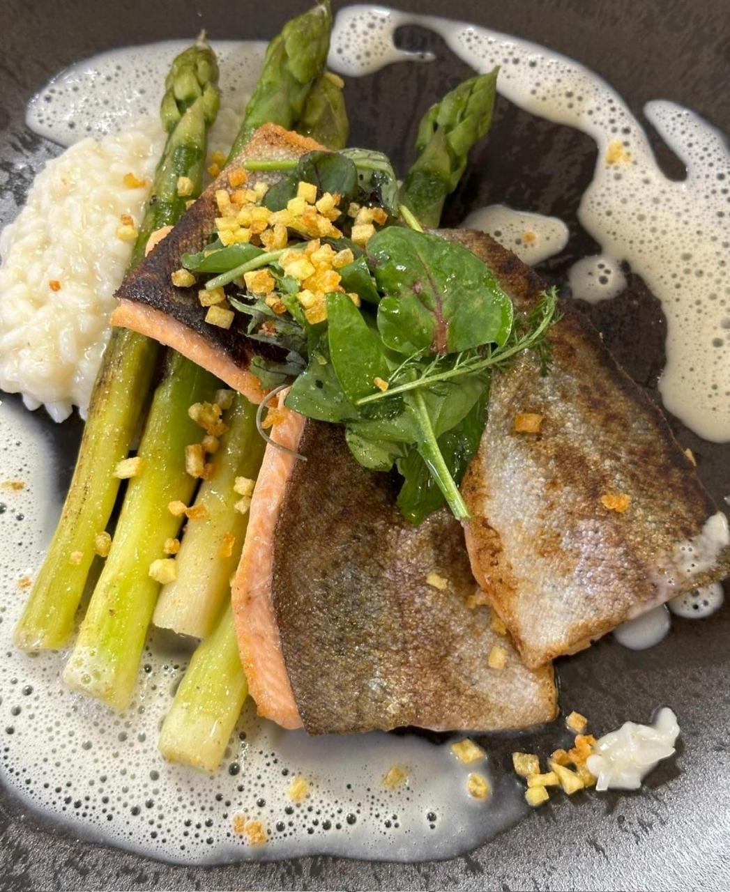 Hotel Gasthof Kroenele 루스테나우 외부 사진